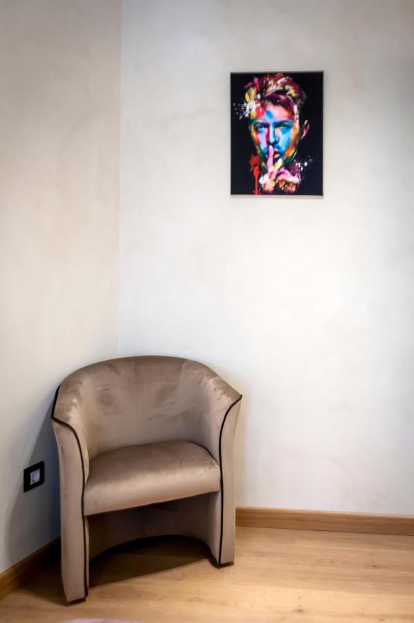 Dc II Downtown Apartment ロヴィニ エクステリア 写真