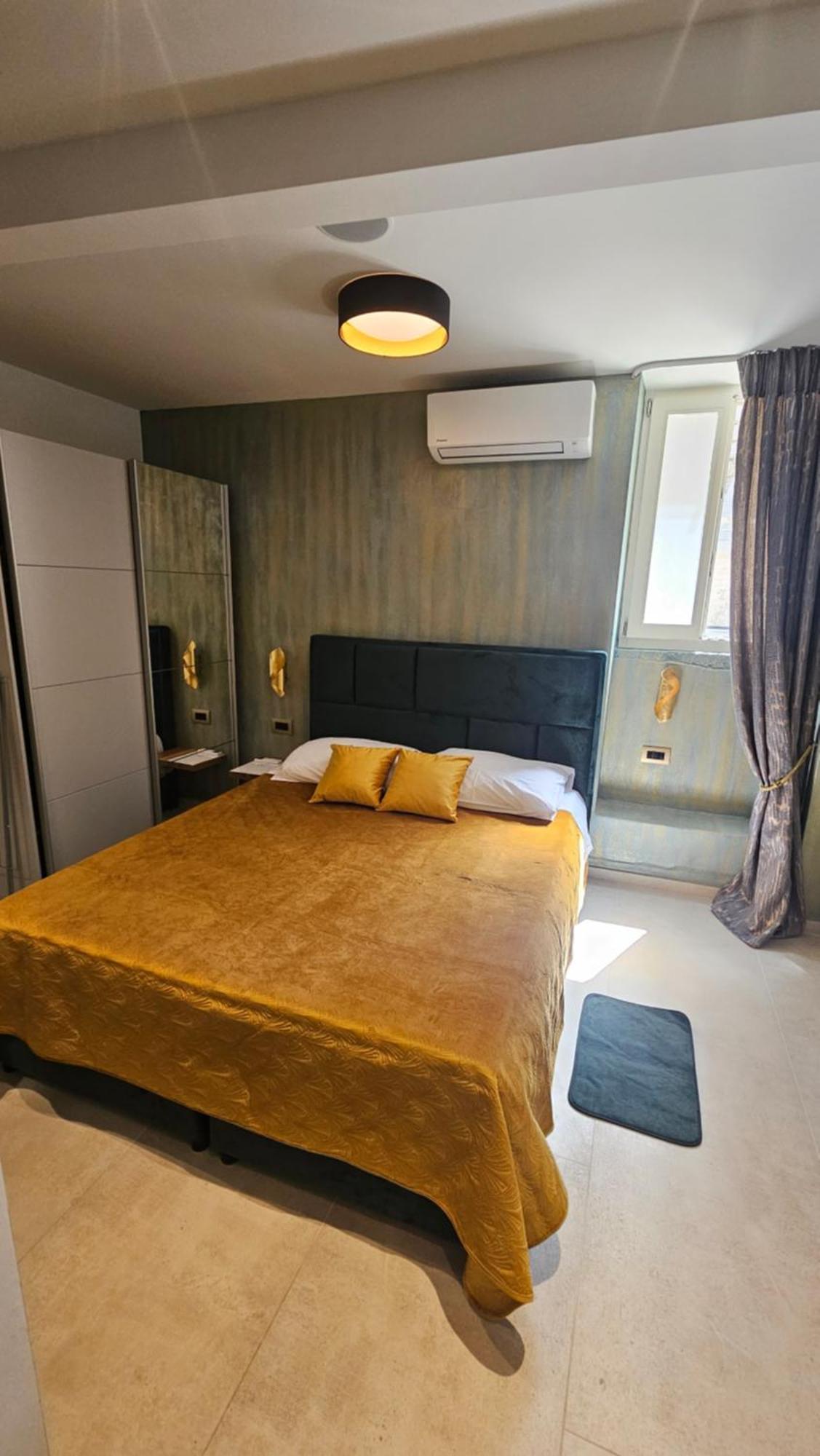 Dc II Downtown Apartment ロヴィニ 部屋 写真