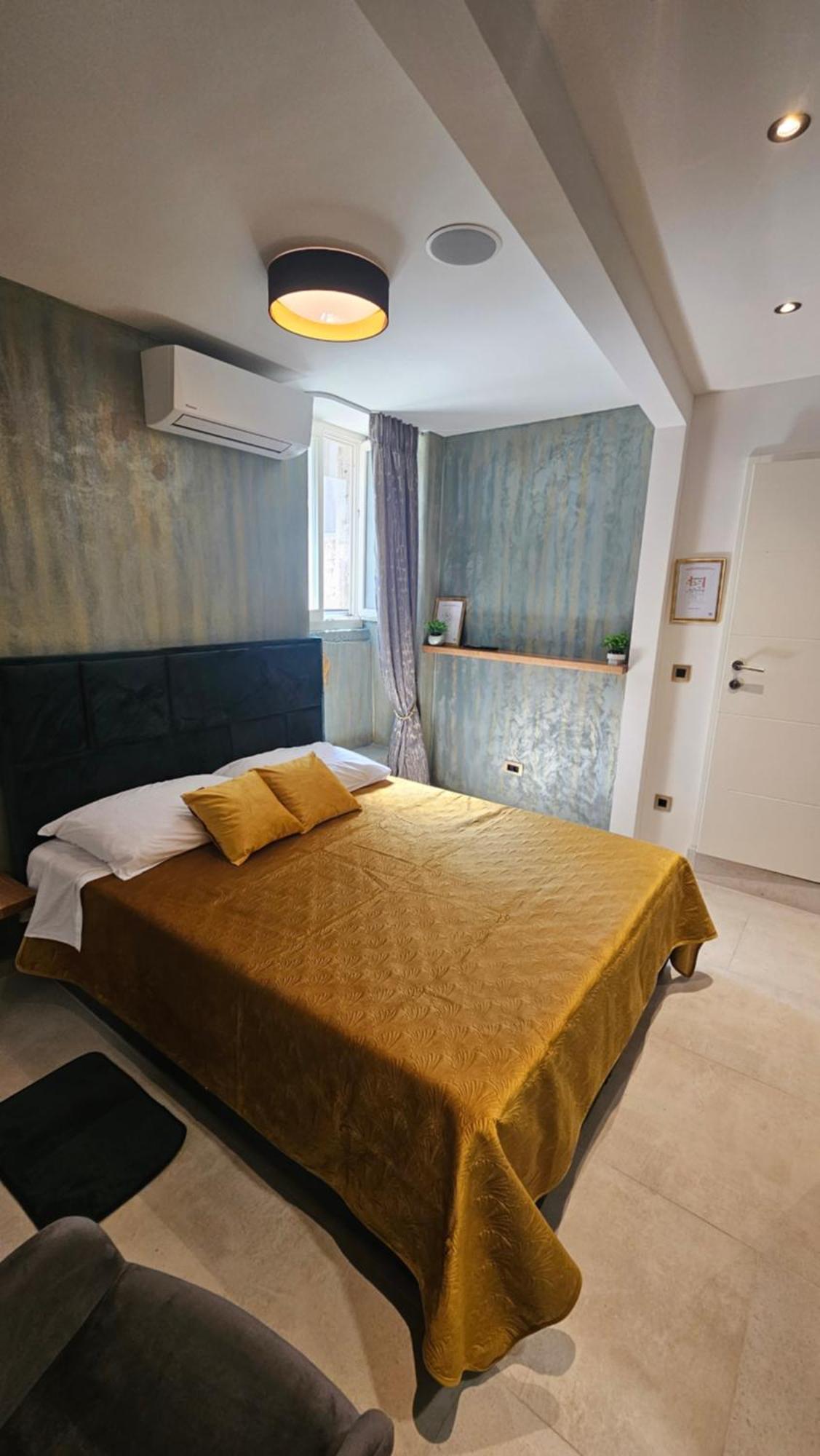 Dc II Downtown Apartment ロヴィニ 部屋 写真